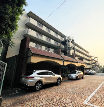 apartment 千葉県柏市末広町１５－２鈴木電気ビル１Ｆ