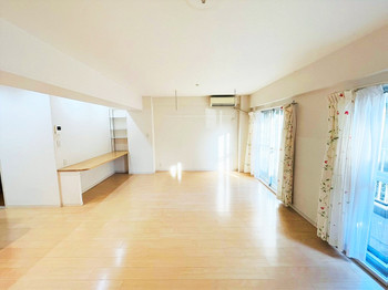 apartment 千葉県柏市末広町１５－２鈴木電気ビル１Ｆ