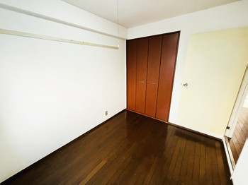 apartment 千葉県柏市末広町１５－２鈴木電気ビル１Ｆ