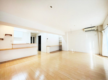 apartment 千葉県柏市末広町１５－２鈴木電気ビル１Ｆ