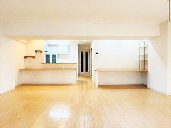 apartment 千葉県柏市末広町１５－２鈴木電気ビル１Ｆ