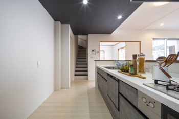 detached 千葉県柏市末広町１５－２鈴木電気ビル１Ｆ