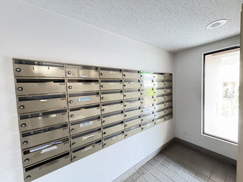apartment 千葉県柏市末広町１５－２鈴木電気ビル１Ｆ