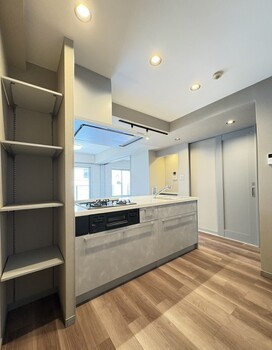 apartment 千葉県柏市末広町１５－２鈴木電気ビル１Ｆ