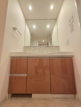 apartment 千葉県柏市末広町１５－２鈴木電気ビル１Ｆ