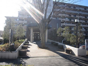 apartment 千葉県流山市市野谷666-1　シェーンガルテン1階