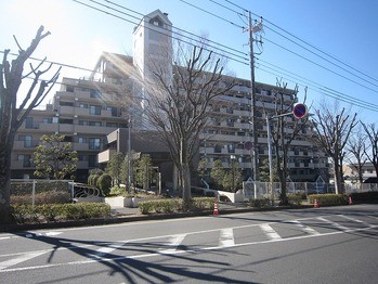 apartment 千葉県流山市市野谷666-1　シェーンガルテン1階