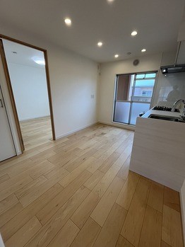 apartment 千葉県流山市市野谷666-1　シェーンガルテン1階