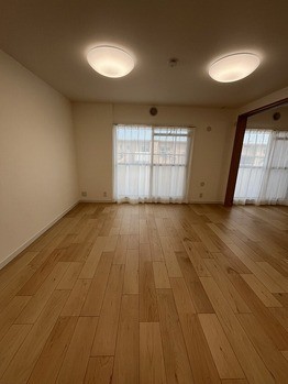 apartment 千葉県流山市市野谷666-1　シェーンガルテン1階