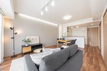 apartment 千葉県流山市市野谷666-1　シェーンガルテン1階