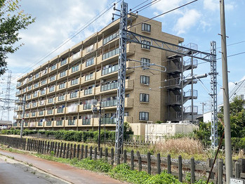 apartment 千葉県流山市市野谷666-1　シェーンガルテン1階