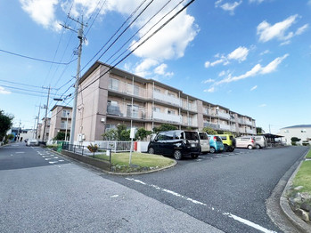 apartment 千葉県流山市市野谷666-1　シェーンガルテン1階