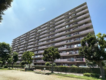 apartment 千葉県流山市市野谷666-1　シェーンガルテン1階