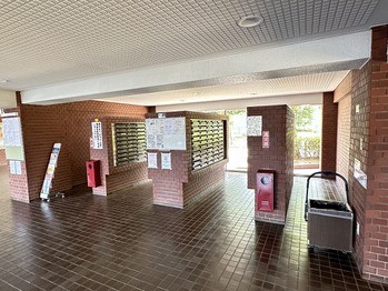 apartment 千葉県流山市市野谷666-1　シェーンガルテン1階