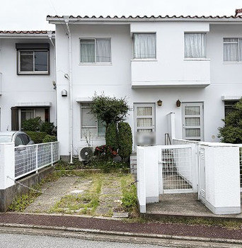 apartment 千葉県流山市市野谷666-1　シェーンガルテン1階