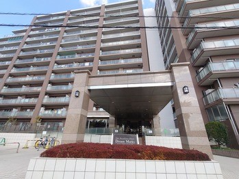 apartment 千葉県流山市市野谷666-1　シェーンガルテン1階