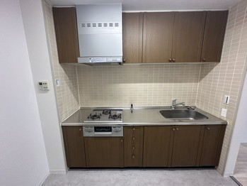 apartment 千葉県松戸市本町１２－１１秋本ビル１・２Ｆ
