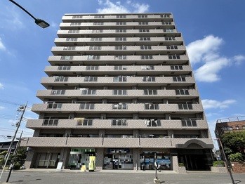 apartment 千葉県松戸市本町１２－１１秋本ビル１・２Ｆ