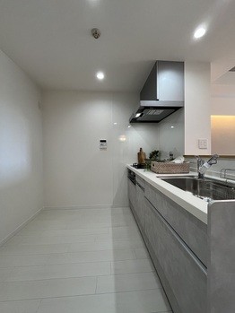 apartment 千葉県松戸市本町１２－１１秋本ビル１・２Ｆ