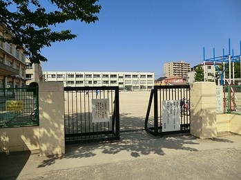 apartment 千葉県松戸市本町１２－１１秋本ビル１・２Ｆ