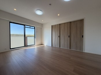 apartment 千葉県松戸市本町１２－１１秋本ビル１・２Ｆ