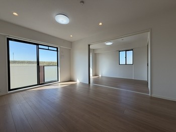 apartment 千葉県松戸市本町１２－１１秋本ビル１・２Ｆ