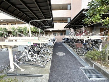 apartment 千葉県松戸市本町１２－１１秋本ビル１・２Ｆ
