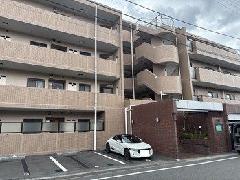 apartment 千葉県松戸市本町１２－１１秋本ビル１・２Ｆ