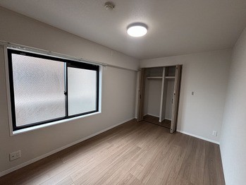 apartment 千葉県松戸市本町１２－１１秋本ビル１・２Ｆ