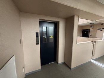 apartment 千葉県松戸市本町１２－１１秋本ビル１・２Ｆ