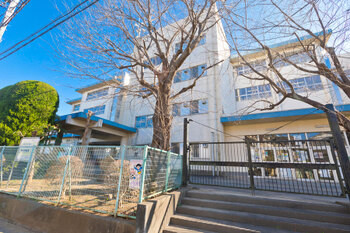 apartment 千葉県松戸市本町１２－１１秋本ビル１・２Ｆ