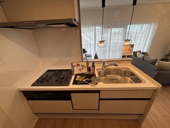 apartment 千葉県松戸市本町１２－１１秋本ビル１・２Ｆ