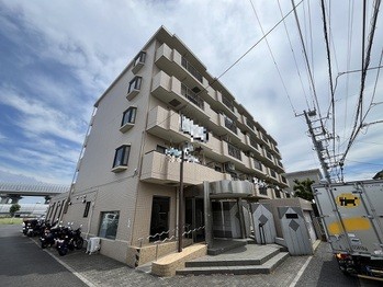 apartment 千葉県松戸市本町１２－１１秋本ビル１・２Ｆ