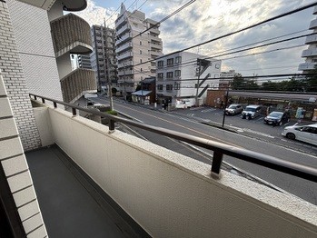 apartment 千葉県松戸市本町１２－１１秋本ビル１・２Ｆ