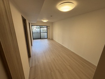apartment 千葉県松戸市本町１２－１１秋本ビル１・２Ｆ