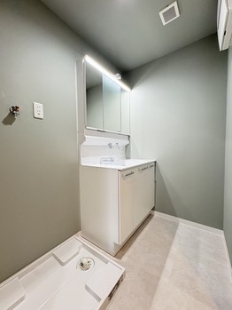 apartment 千葉県松戸市本町１２－１１秋本ビル１・２Ｆ