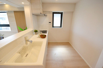 apartment 東京都葛飾区東四つ木３丁目
地図を見る