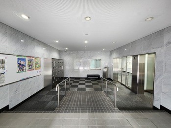 apartment 埼玉県越谷市南越谷４丁目
地図を見る