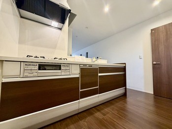 townhouse 東京都足立区西新井３丁目
地図を見る