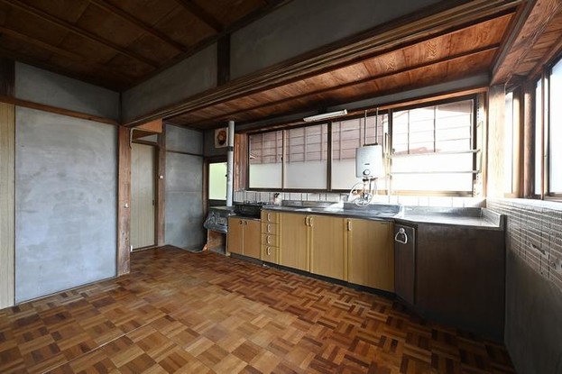 detached 新潟県長岡市寺泊入軽井
地図を見る
