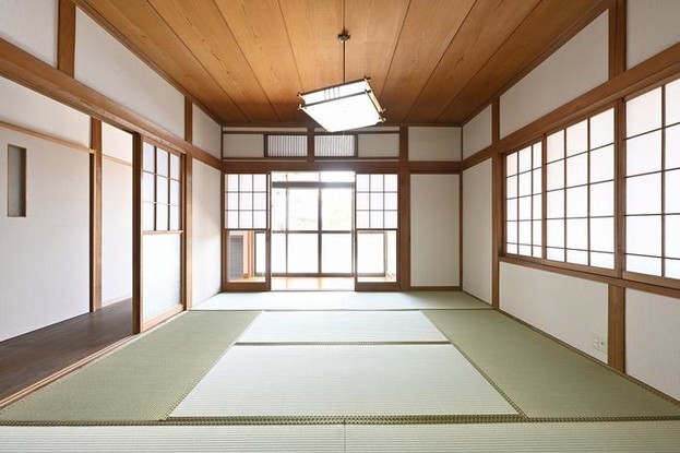 detached 新潟県西蒲原郡弥彦村大字上泉
地図を見る