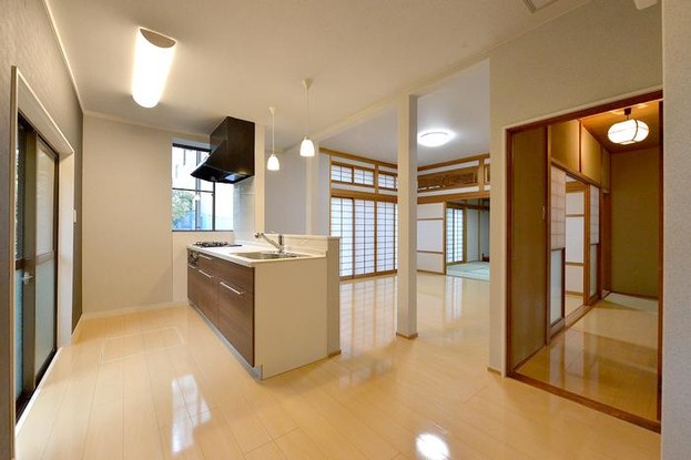 detached 新潟県新発田市諏訪町１丁目
地図を見る