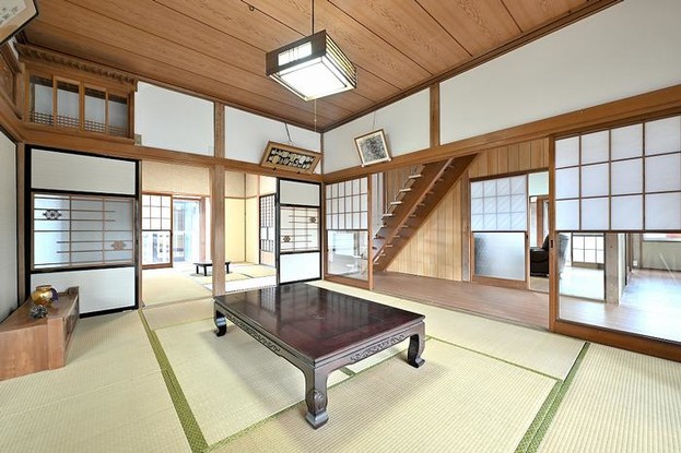 detached 新潟県西蒲原郡弥彦村大字大戸
地図を見る