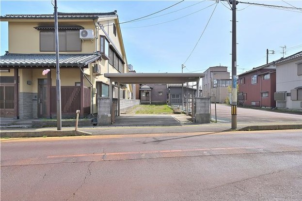 townhouse 新潟県燕市地蔵堂本町１丁目
地図を見る