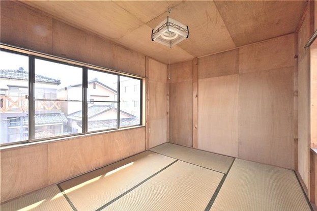 townhouse 新潟県燕市地蔵堂本町１丁目
地図を見る