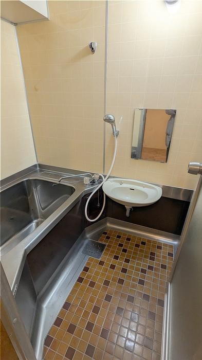 apartment 新潟県新潟市中央区天神尾１丁目12-9