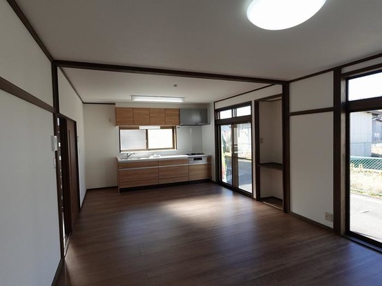 detached 長野県岡谷市神明町３丁目
地図を見る