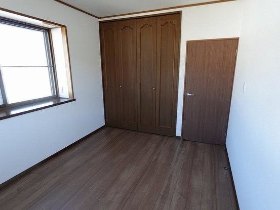 detached 長野県岡谷市神明町３丁目
地図を見る