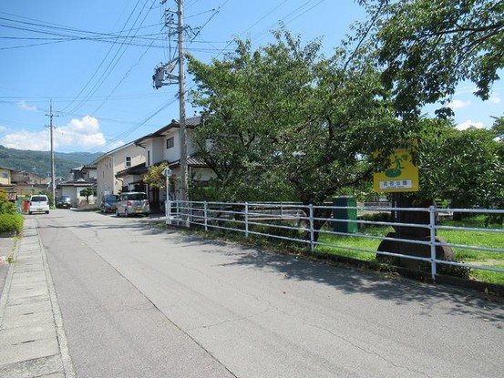 detached 長野県諏訪郡下諏訪町社
地図を見る