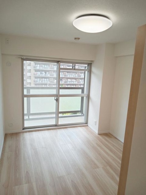 apartment 大阪府三島郡島本町山崎３丁目
地図を見る